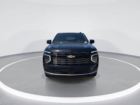 New 2026 Chevrolet Suburban High Country AWD/4WD image 3