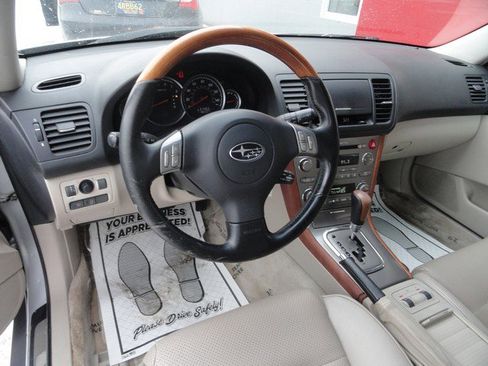 Used 2006 Subaru Outback 3.0R L.L. Bean image 9