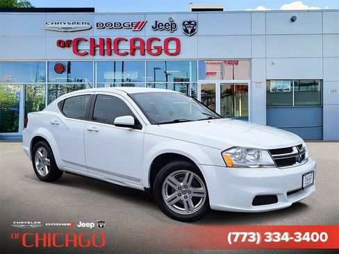 Used 2012 Dodge Avenger SXT image 1