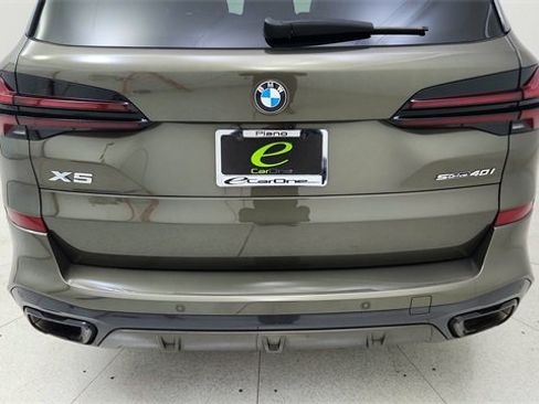 Used 2026 BMW X5 sDrive40i w/ M Sport Package image 11