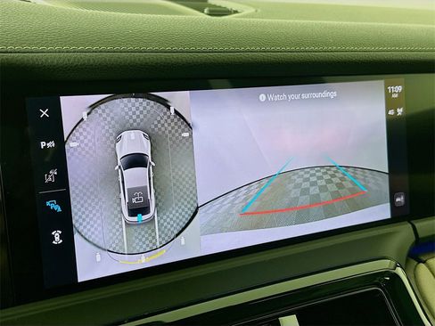 Used 2024 Porsche Panamera image 14