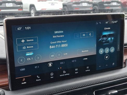 Used 2022 Lincoln Nautilus Reserve w/ Monochromatic Package image 18