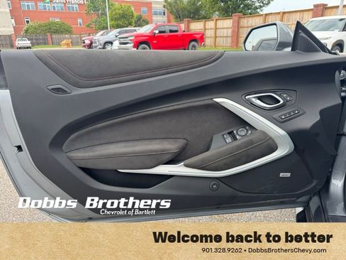 Used 2021 Chevrolet Camaro ZL1 RWD image 14