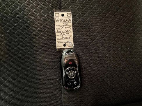 Used 2022 Buick Encore Preferred w/ Safety Package image 29