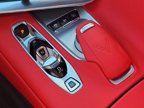 Used 2022 Chevrolet Corvette Stingray Preferred Cpe w/ Z51 Performance Package RWD image 11