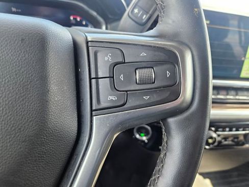 Used 2025 Chevrolet Silverado 2500 LT w/ Convenience Package AWD/4WD image 16