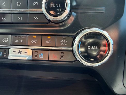 Used 2024 Ford F150 Lariat w/ Equipment Group 502A High AWD/4WD image 52