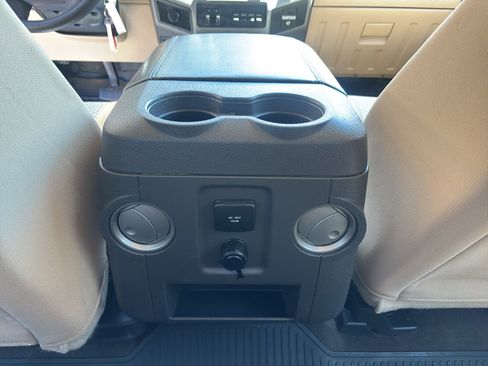Used 2012 Ford F250 XLT w/ XLT Premium Pkg image 19