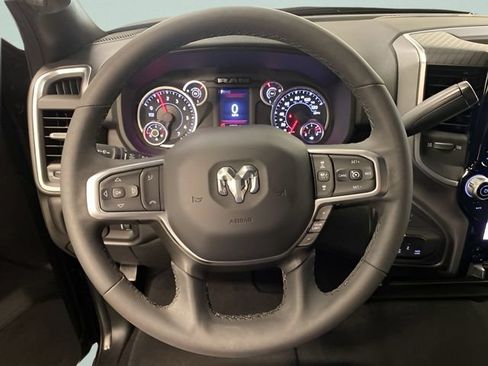 Used 2025 RAM 2500 Big Horn AWD/4WD image 18