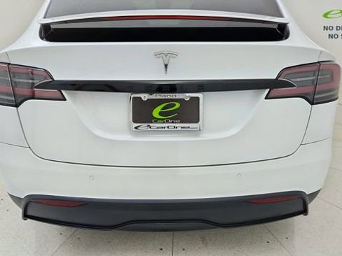 Used 2022 Tesla Model X AWD/4WD image 11