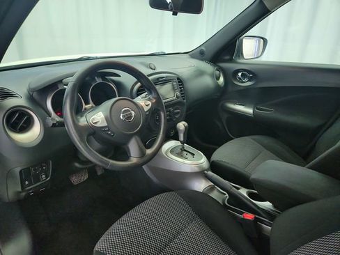 Used 2015 Nissan Juke S image 9
