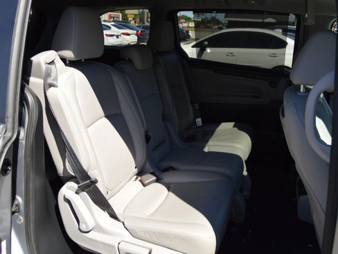 Used 2020 Honda Odyssey EX-L image 22