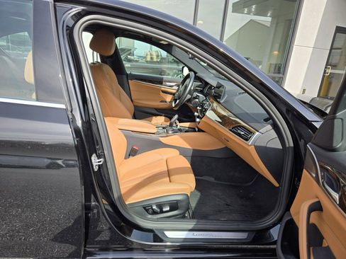 Used 2018 BMW 530i xDrive image 4