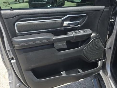 Used 2022 RAM 1500 Big Horn AWD/4WD image 12