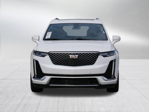 Used 2022 Cadillac XT6 Premium Luxury w/ LPO, Floor Liner Package AWD/4WD image 2