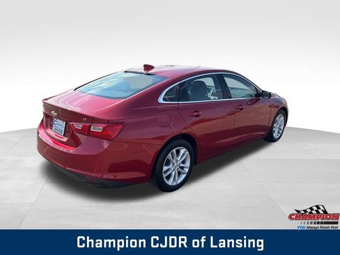 Used 2016 Chevrolet Malibu LT w/ Driver Confidence Package image 9