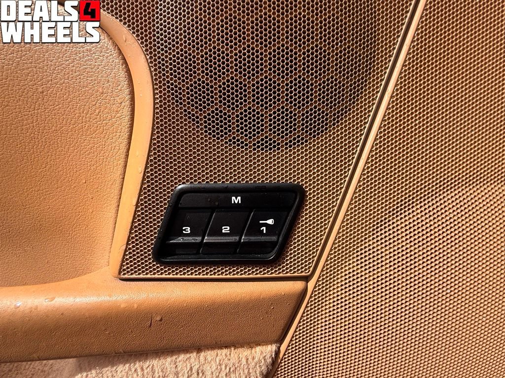 Used 2010 Porsche Boxster RWD image 27