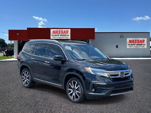 Used 2019 Honda Pilot Touring image 3