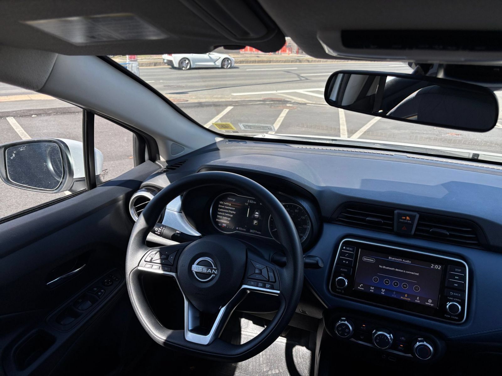Used 2025 Nissan Versa SV FWD image 29