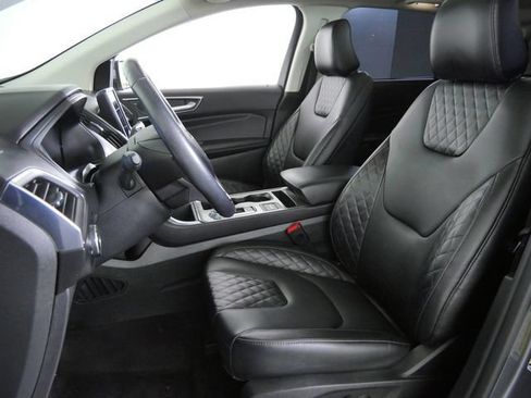 Certified 2024 Ford Edge Titanium AWD/4WD image 15