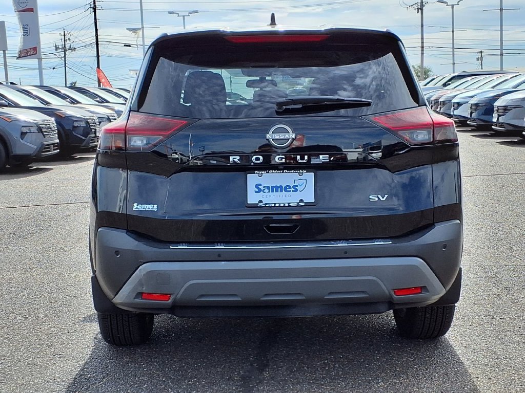 Used 2023 Nissan Rogue SV FWD image 6