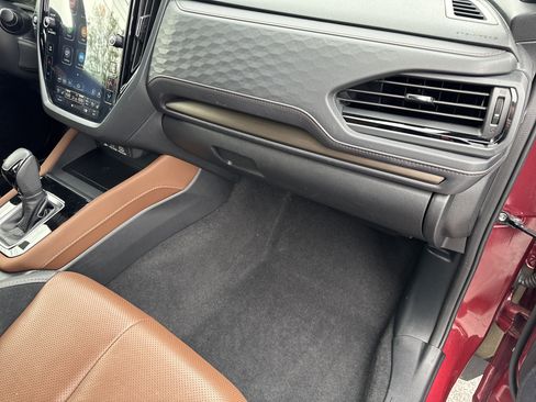 Certified 2025 Subaru Forester Touring AWD/4WD image 17