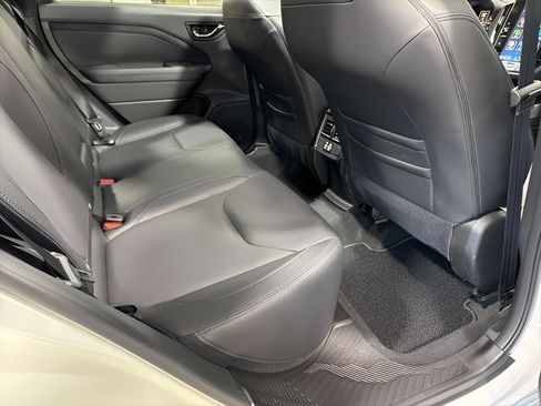 Used 2025 Subaru Forester Limited w/ Popular Package #1 AWD/4WD image 34