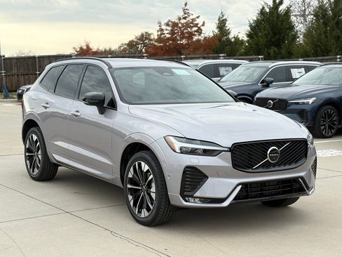 New 2026 Volvo XC60 B5 Plus w/ Protection Package Premier image 3