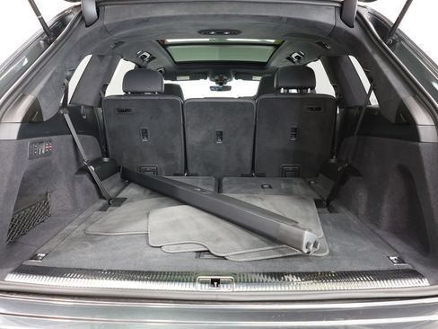 Used 2023 Audi SQ7 Prestige w/ Prestige Package AWD/4WD image 28