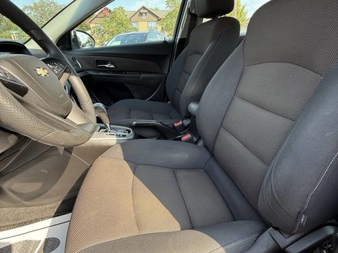 Used 2016 Chevrolet Cruze Eco image 17