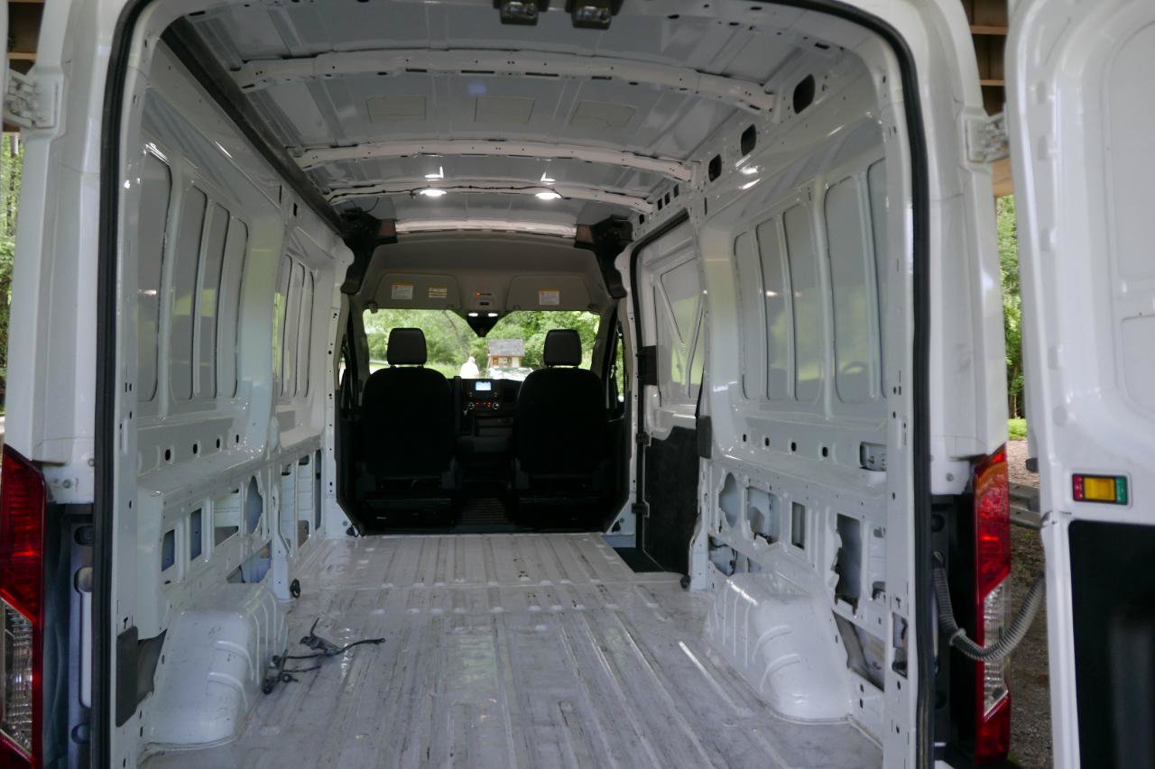 Used 2024 Ford Transit 250 148 Medium Roof Extended AWD image 26