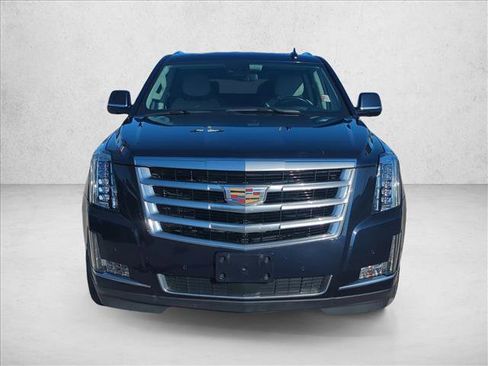 Used 2020 Cadillac Escalade ESV Premium Luxury AWD/4WD image 2