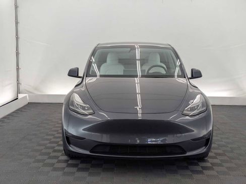 Used 2022 Tesla Model Y Performance AWD/4WD image 9