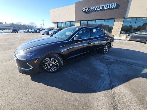 Used 2023 Hyundai Sonata Limited w/ Cargo Package FWD image 7