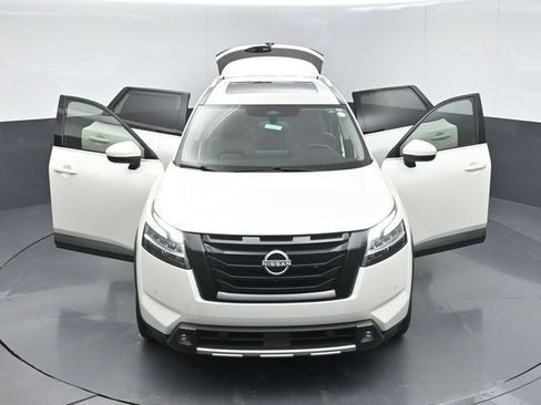 Used 2022 Nissan Pathfinder SL w/ SL Premium Package FWD image 57