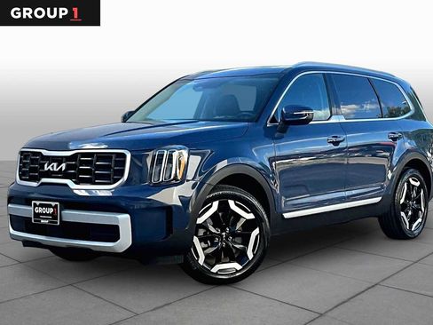 Certified 2025 Kia Telluride S AWD/4WD image 1