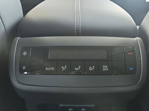 New 2026 Nissan Pathfinder SL image 26