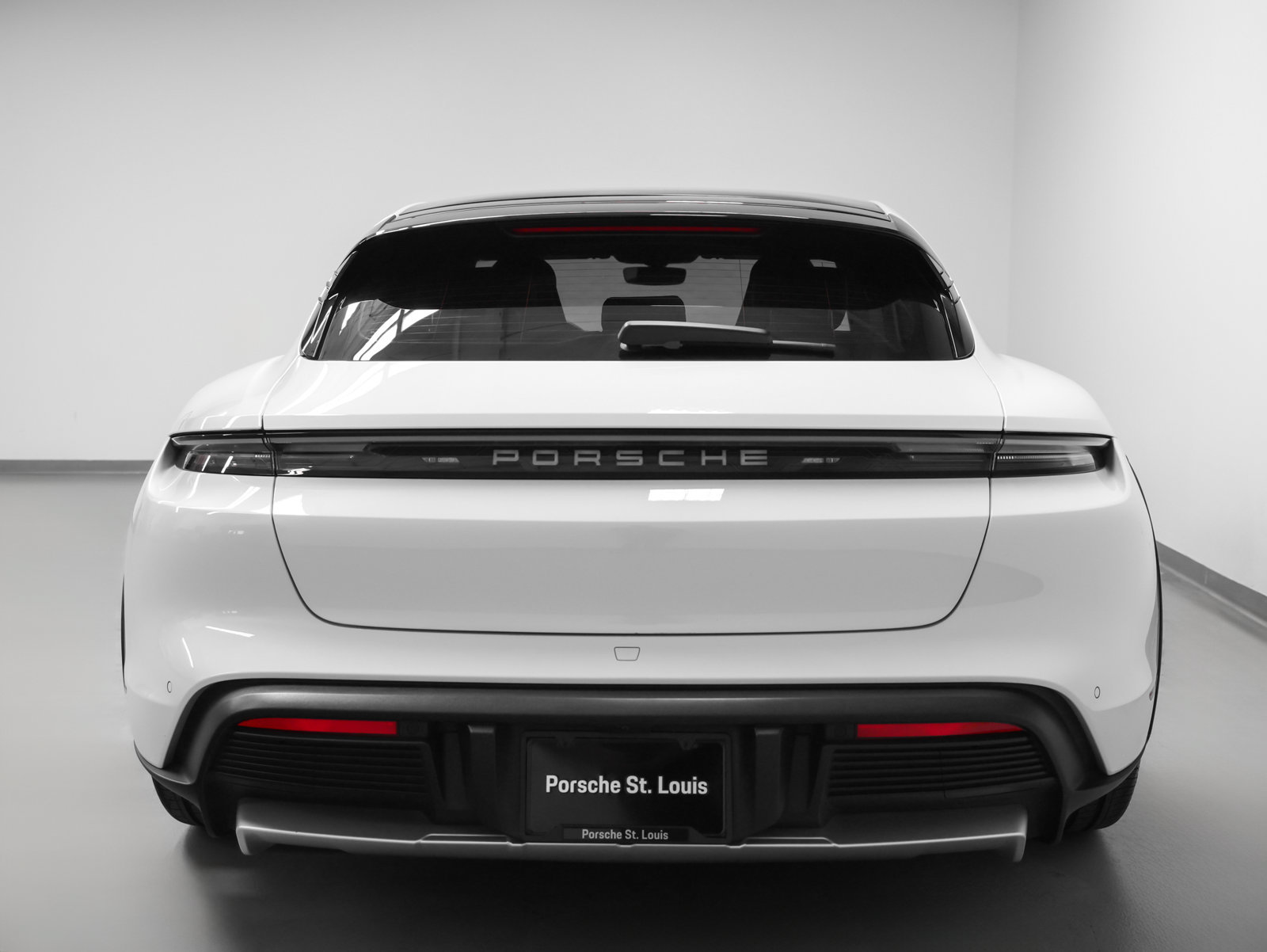Certified 2025 Porsche Taycan 4 Cross Turismo w/ Premium Package AWD/4WD image 11