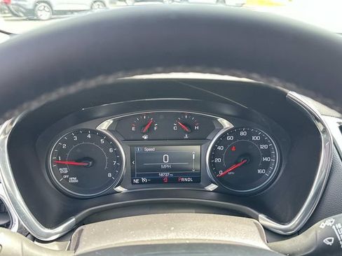 Certified 2024 Chevrolet Equinox LT FWD image 10