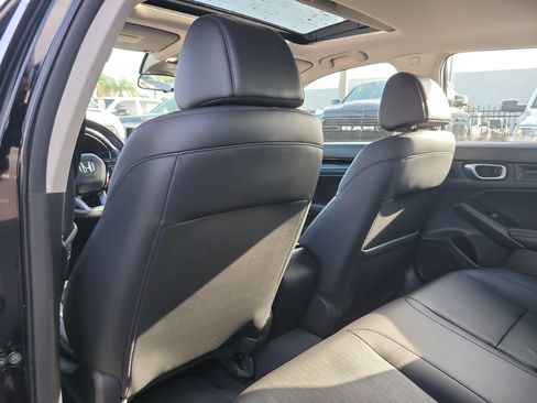 Used 2024 Honda Civic EX-L image 11