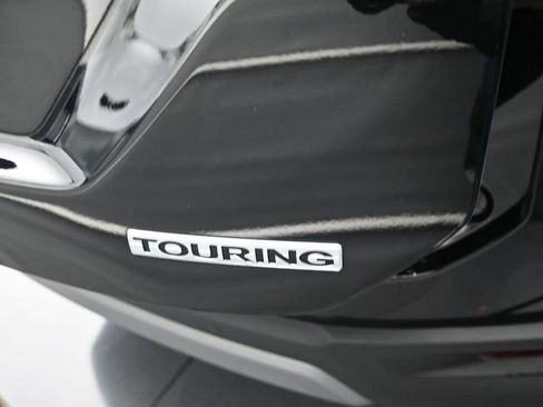 Certified 2025 Honda Pilot Touring image 28