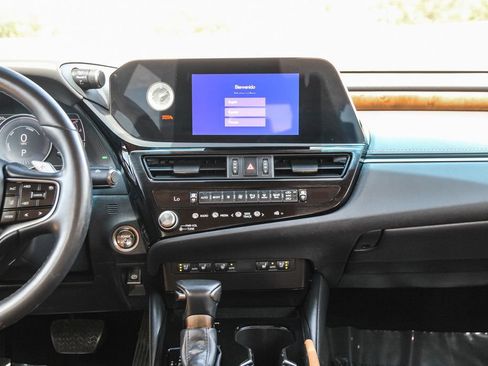 Certified 2024 Lexus ES 300h w/ Premium Package FWD image 14