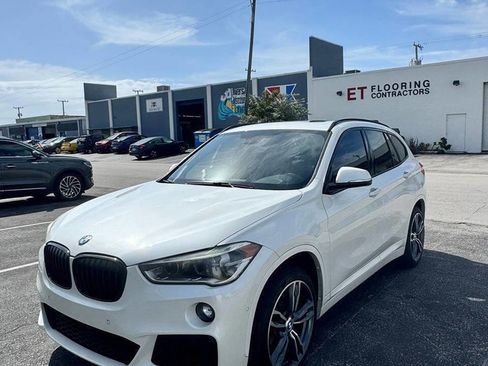 Used 2018 BMW X1 xDrive28i w/ M Sport Package AWD/4WD image 1