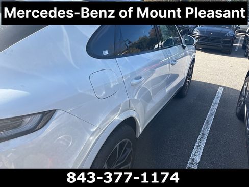 Used 2024 Porsche Cayenne S image 5