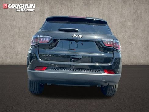 New 2026 Jeep Compass Latitude AWD/4WD image 5