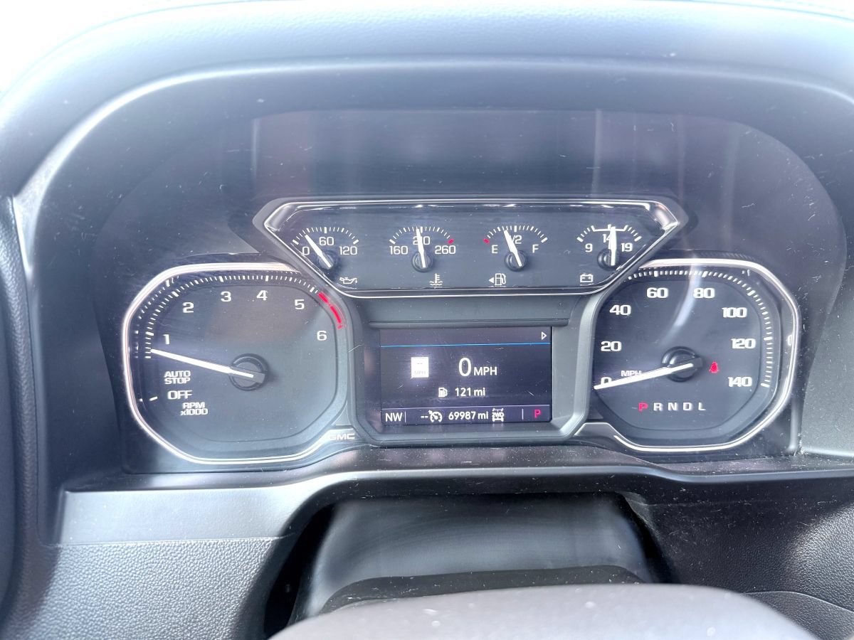 Used 2021 GMC Sierra 1500 AT4 w/ AT4 Value Package AWD/4WD image 13