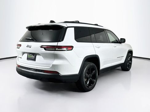 Used 2023 Jeep Grand Cherokee L Laredo AWD/4WD image 9