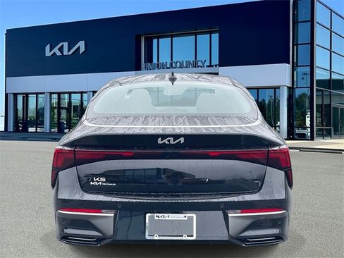 New 2026 Kia K5 LXS image 10