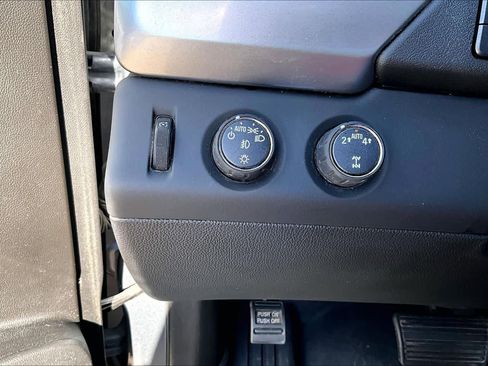 Used 2020 Chevrolet Tahoe LT image 28