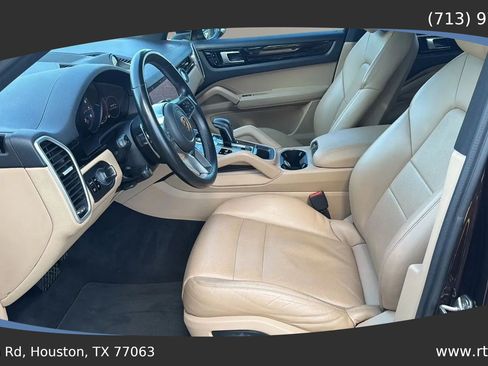 Used 2019 Porsche Cayenne AWD/4WD image 21